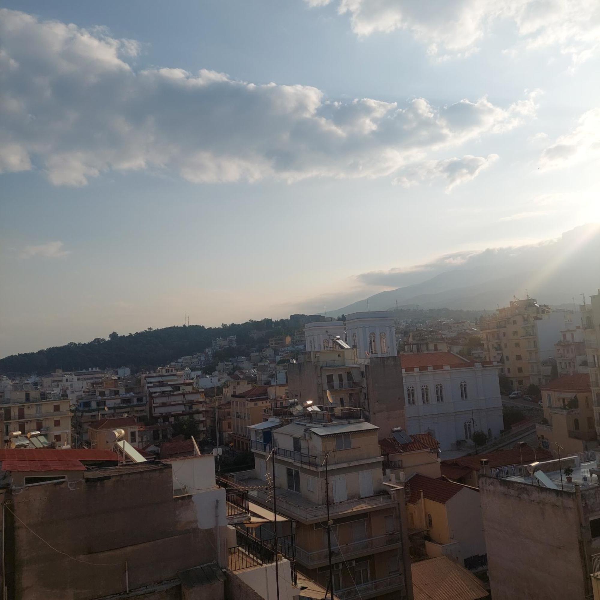 Urban Penthouse Apartment Patras Bagian luar foto