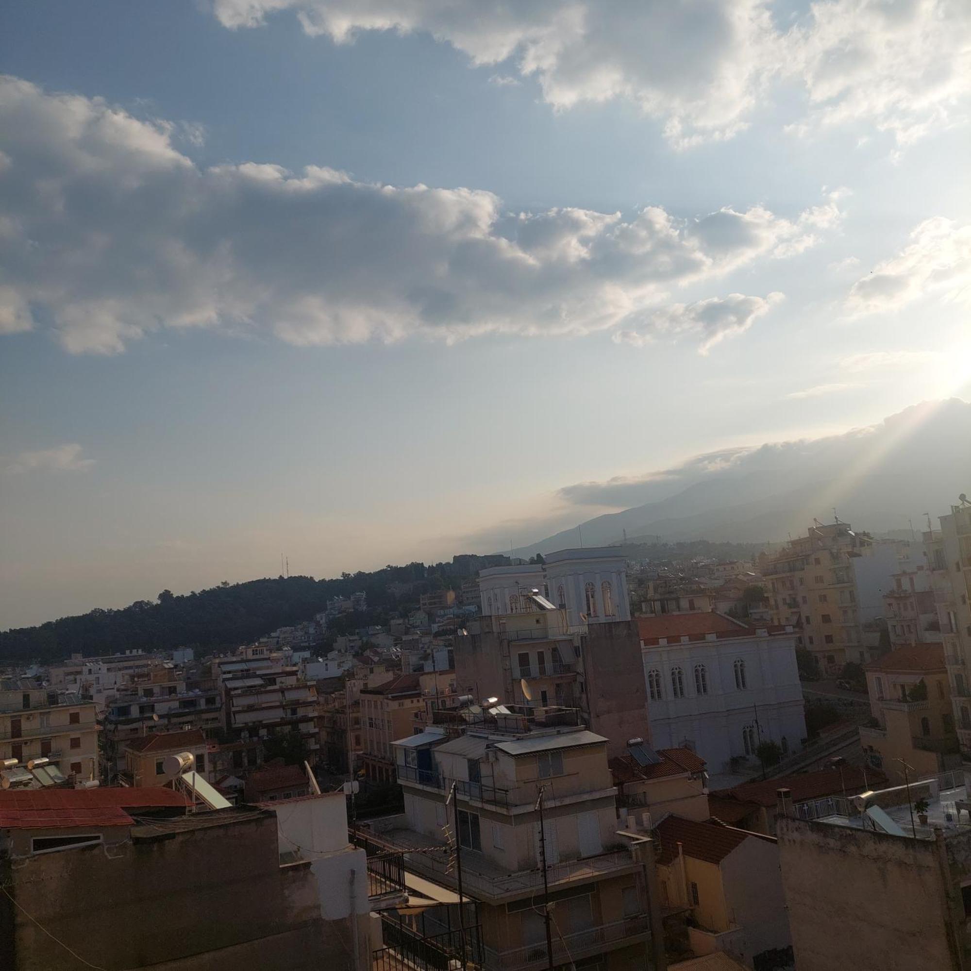 Urban Penthouse Apartment Patras Bagian luar foto
